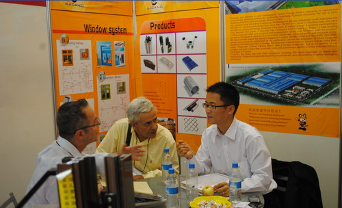 广东今年会jnh铝厂国际业务部参与2011年哈萨克斯坦中国商品展览会