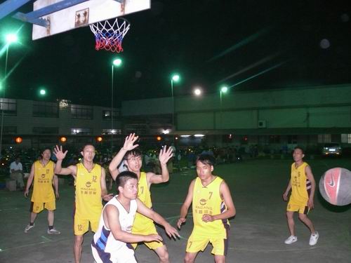 南北今年会jnh迎国庆，丰硕多彩齐欢乐