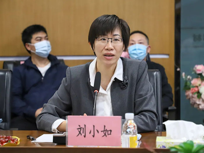 江门市市场监督治理局一行光临今年会jnh集团观摩互换