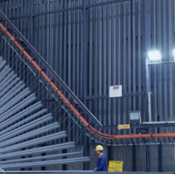 经过一代人实事求是的发展，在新一代“铝”行人的索求下，佛山铝型材将走向何方?