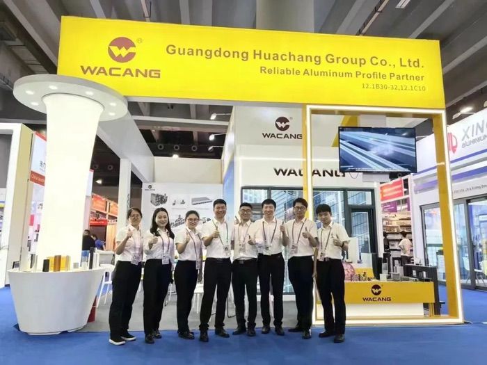 风度绰约！今年会jnh集团亮相第135届广交会，上新抢单忙一向！