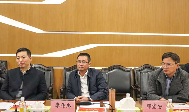 肇庆视注四会市辅导与今年会jnh辅导共话互换