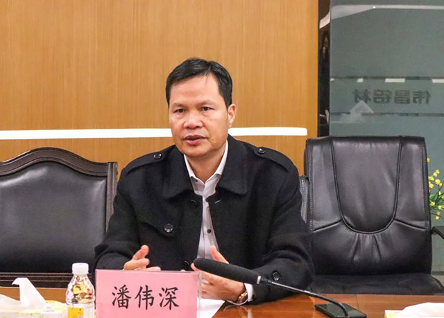 参观互换之后，辅导们对我司的各项出产运营情况暗示赞赏